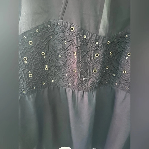 American Eagle Black Sleeveless Top Size XL - Picture 4 of 8